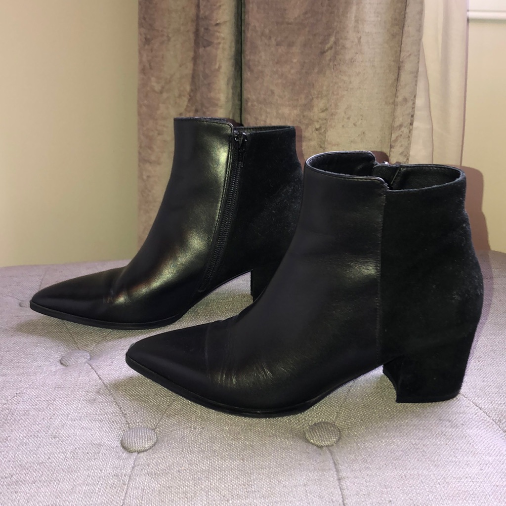 Vaneli Bootie